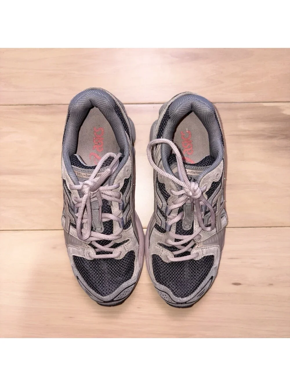 ASICS Gel Nimbus 9 Gray Pink Running Shoes Men’s 7.5 Women’s 8.5 Sneakers